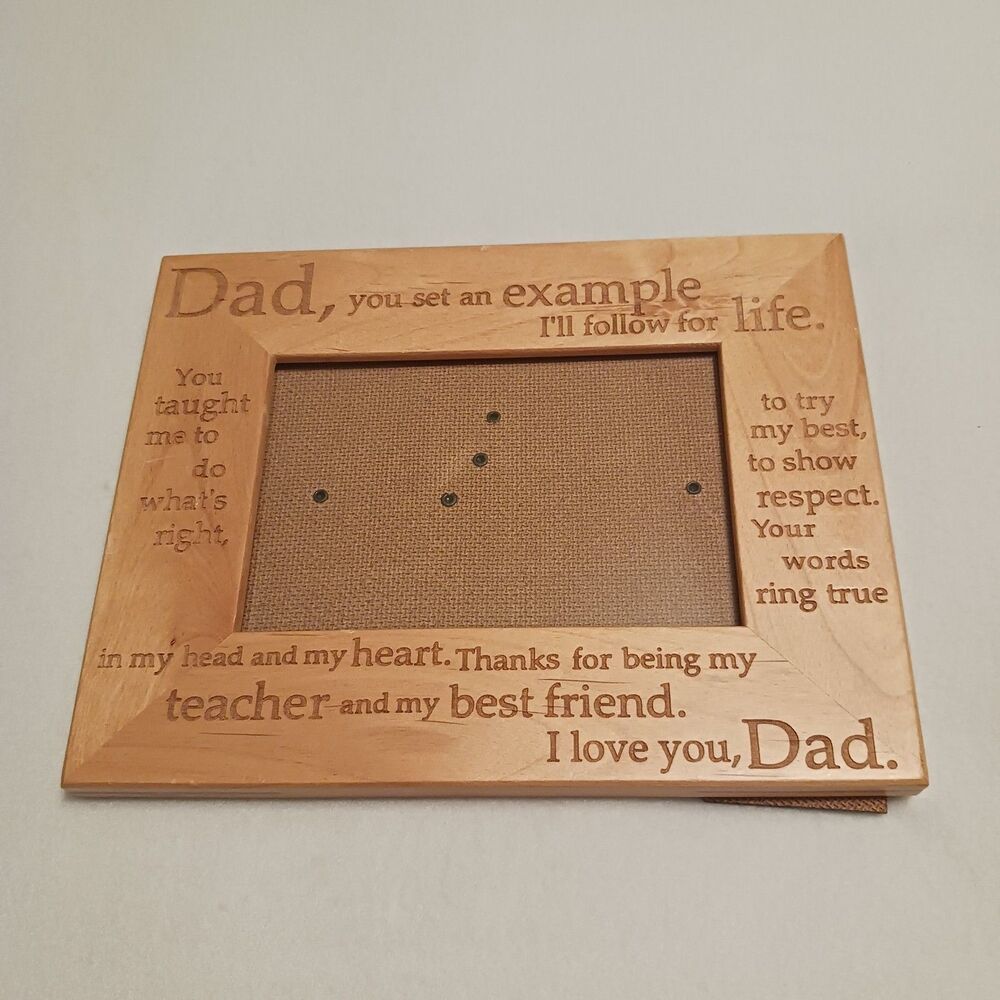 Dad Engraved Wooden Frame Outside: 8.25"×7.25"Inside: 4.75"×3.75"